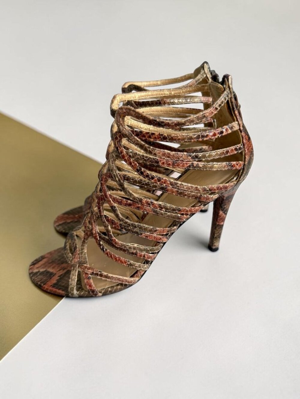 STUART WEITZMAN Multicolor Snake Print Cage Heels Sze 7